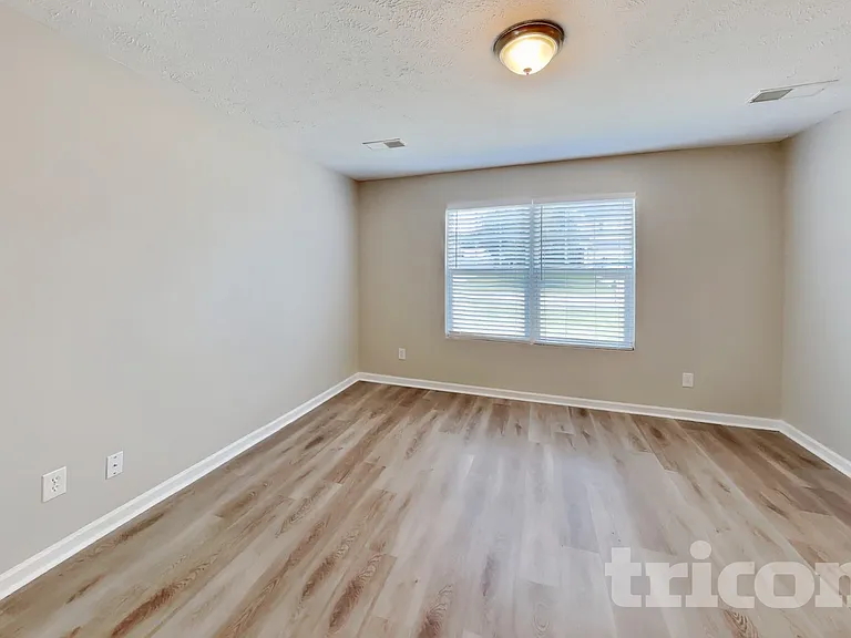5004 Millpond Ct — Photo 19