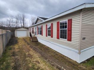 4288 N Hill Dr, Holly, MI 48442