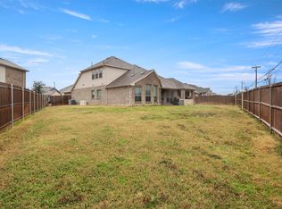 5500 Mountain Island Dr, Fort Worth, TX 76179