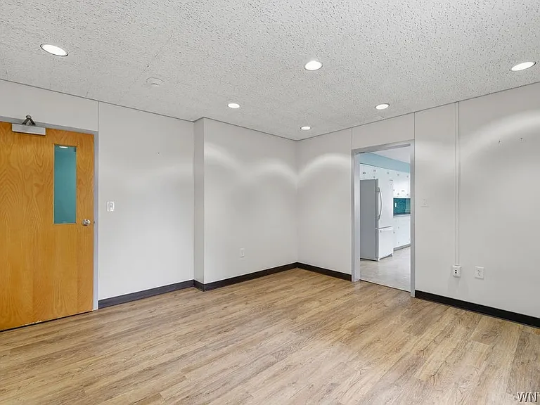 57 Saint Johns Parkside St — Photo 16