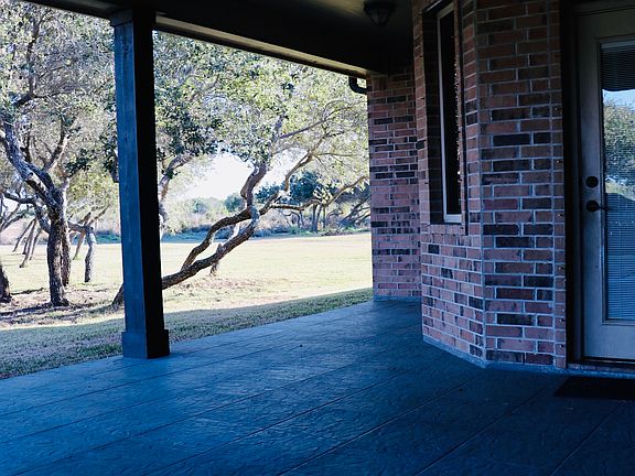 4th image of 1601 Westridge Blvd