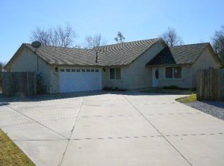 5592 Mill Pond Ln, Redding, CA 96001