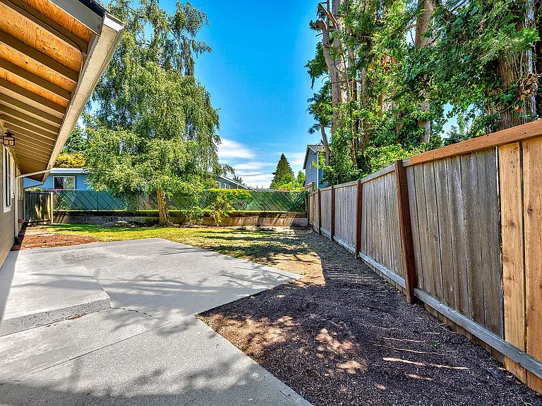 4016 176th Pl SW — Photo 9