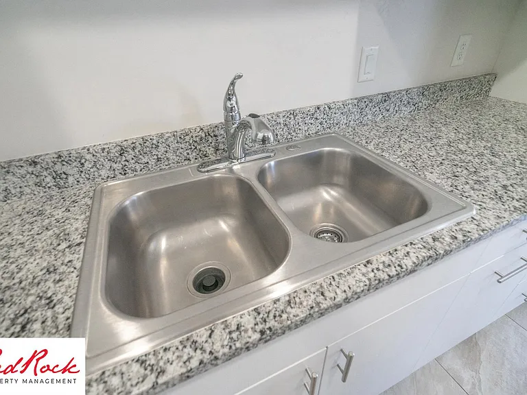 1005 N Tortoise Rock Dr #17 — Photo 24