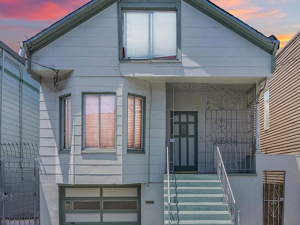 1st image of 216 London St