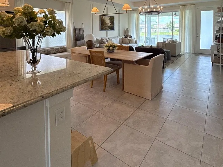 671 Charter Oaks Blvd — Photo 24