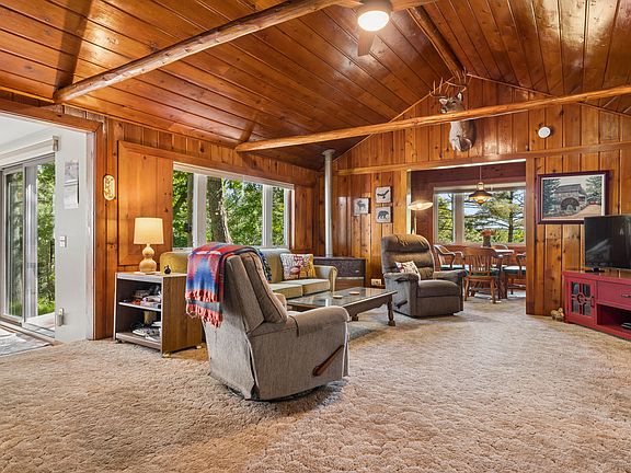 3rd image of 8863 E Log Cabin Trl