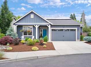 1252 NE Hoover Loop, Bend, OR 97701