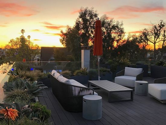2335 Eastern Canal, Venice, CA 90291