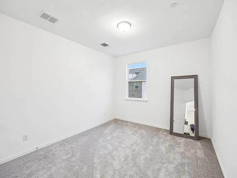 3325 Switch St — Photo 18