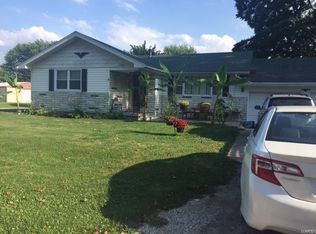 33849 Woodgate Ct, Brighton, IL 62012