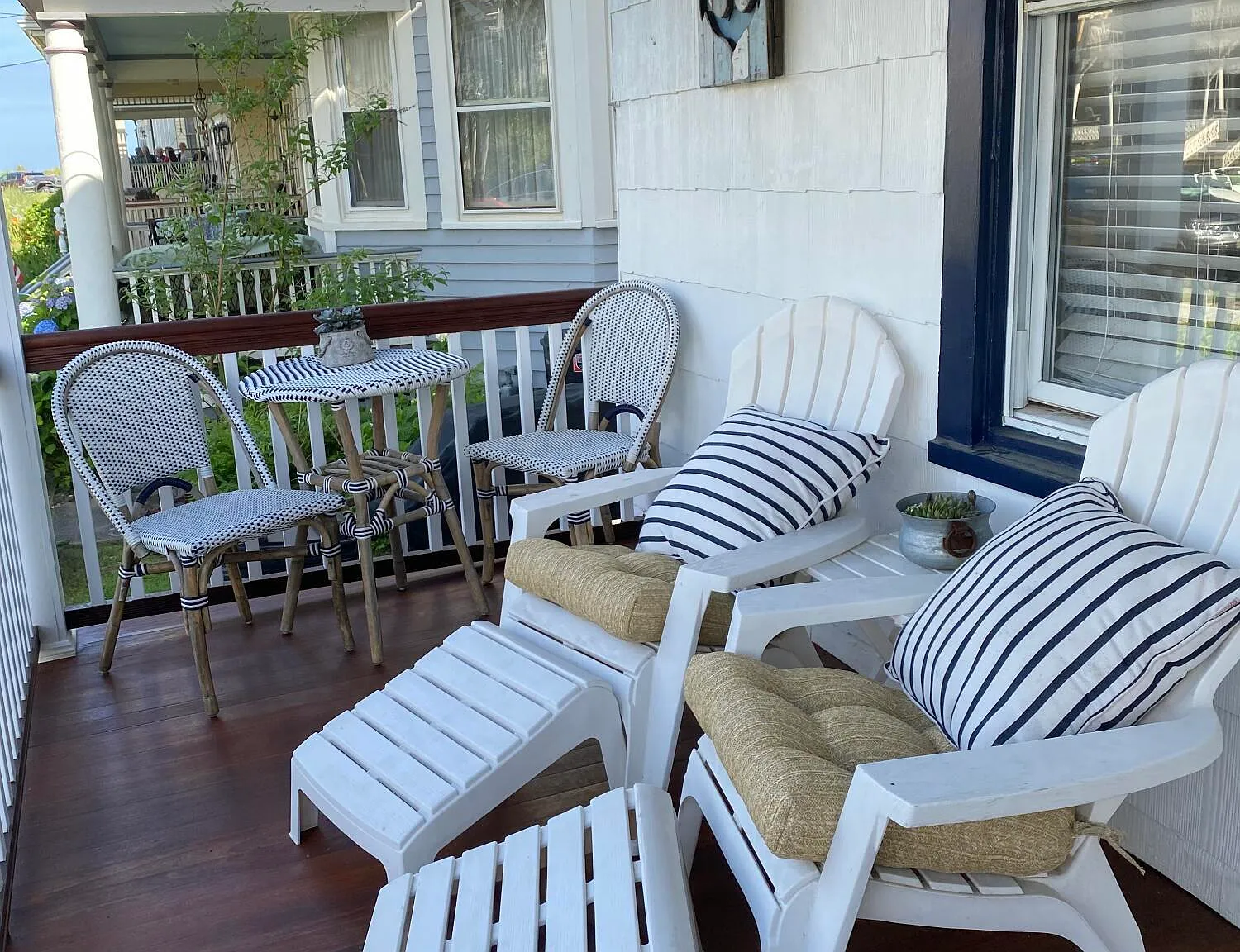5 bed, 2.5 bath, 1450 sqft, $7,500 — Photo 2