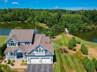 63 Hawkins Glen Dr, Salem, NH 03079