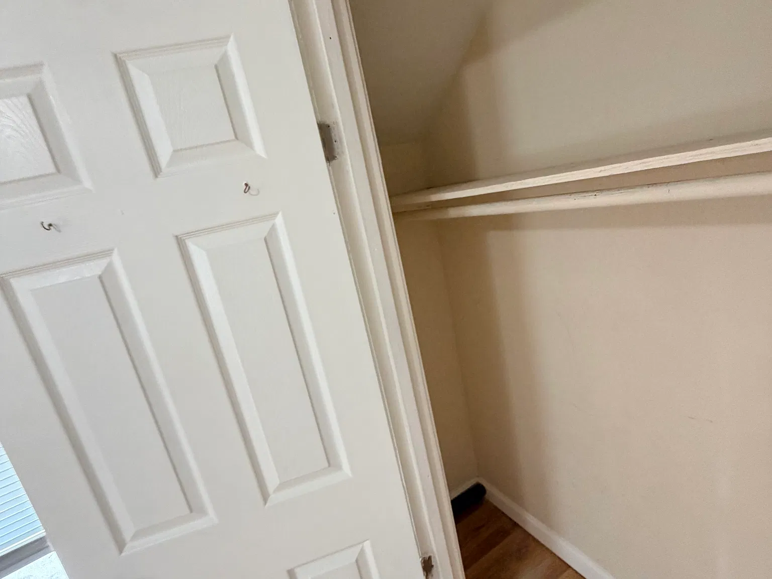 2 bed, 1000 sqft, $1,800 — Photo 3
