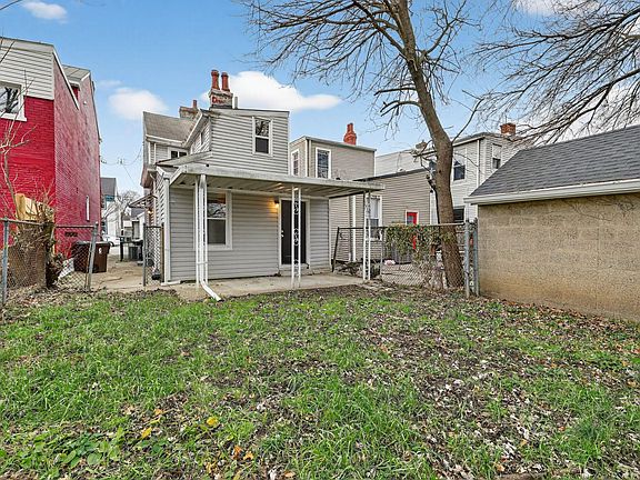 2nd image of 1712 Garrard St