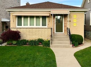 4579 N Mobile Ave, Chicago, IL 60630