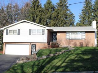 3715 Beechwood Dr, Endwell, NY 13760