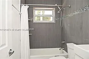1328 NW 93rd Ter — Photo 28