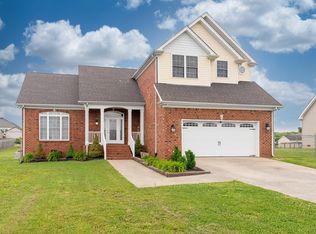209 Middle Dayle Dr, Portland, TN 37148