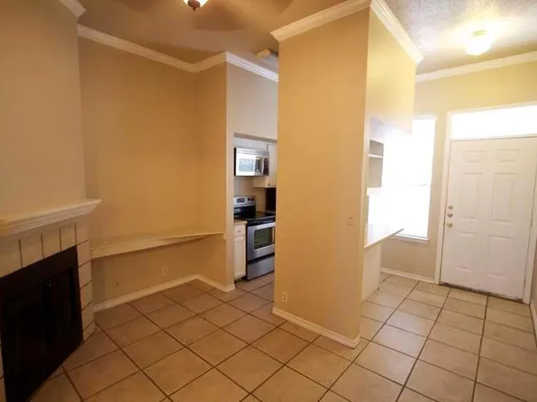 2814 Nueces St APT 208, Austin, TX 78705