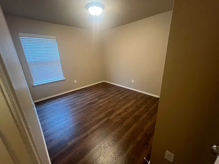 18509 Agua Dr — Photo 14