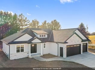 4079 Brussels Way, Green Bay, WI 54313