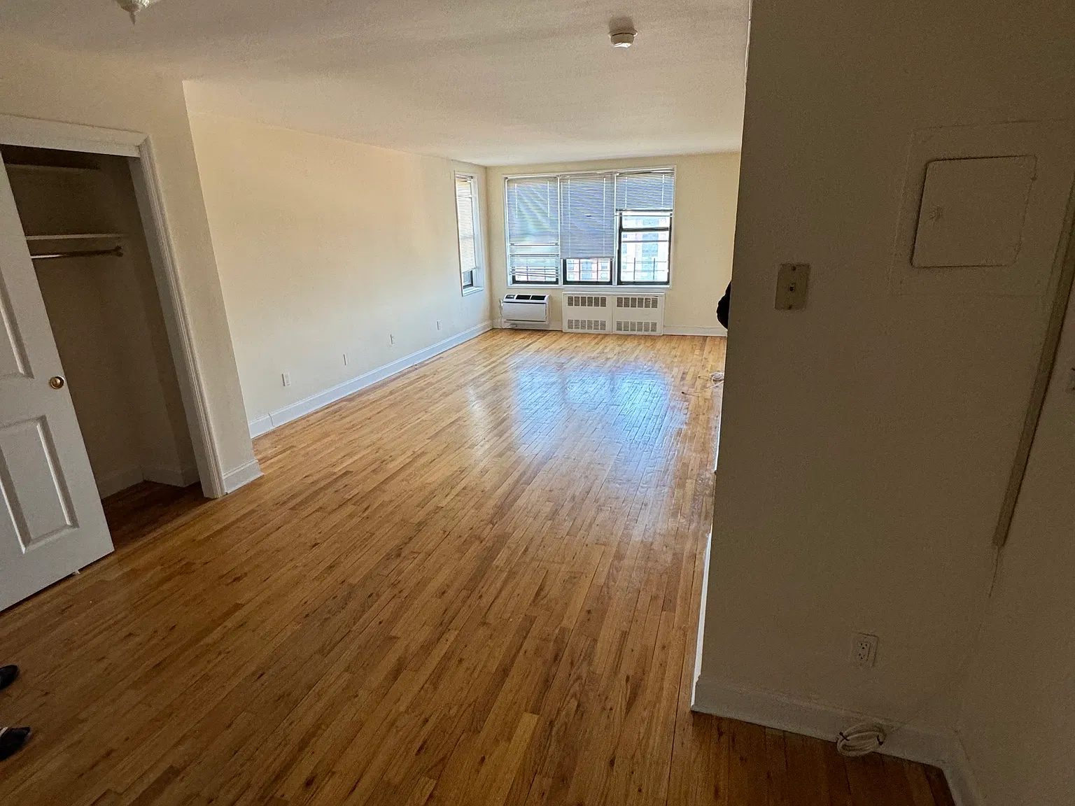 8615 Ava Pl — Photo 1