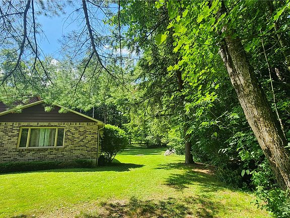 2nd image of 2 Ichabod Ln