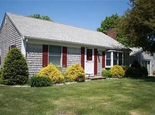 7 Knox Rd, Dennis Port, MA 02639