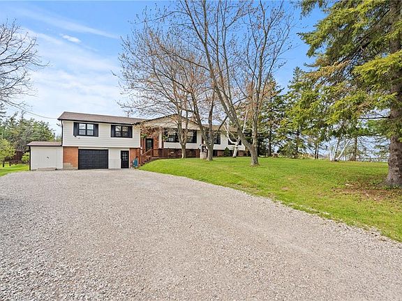 2nd image of 5090 Blackheath Rd