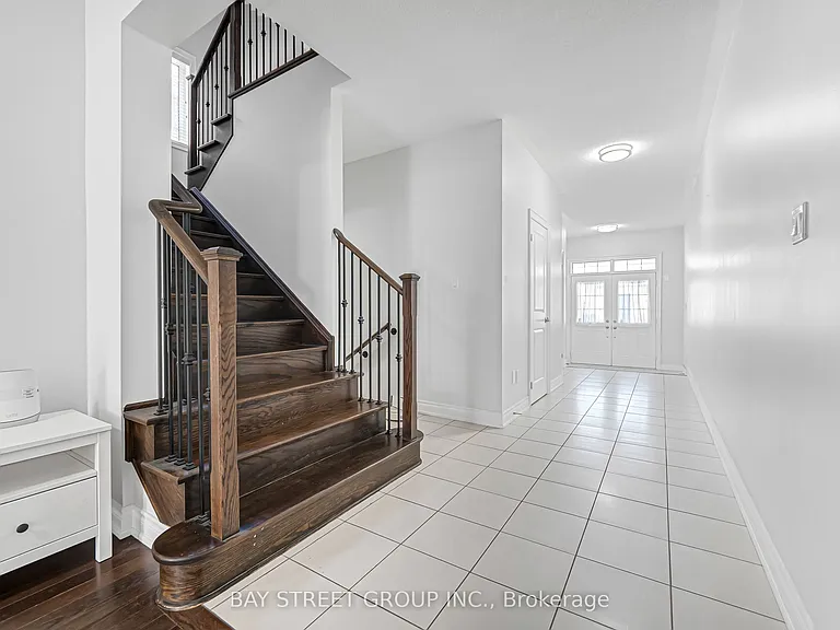 60 Mohandas Dr — Photo 10
