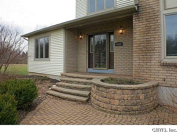 2nd image of 6526 Kermit Ln