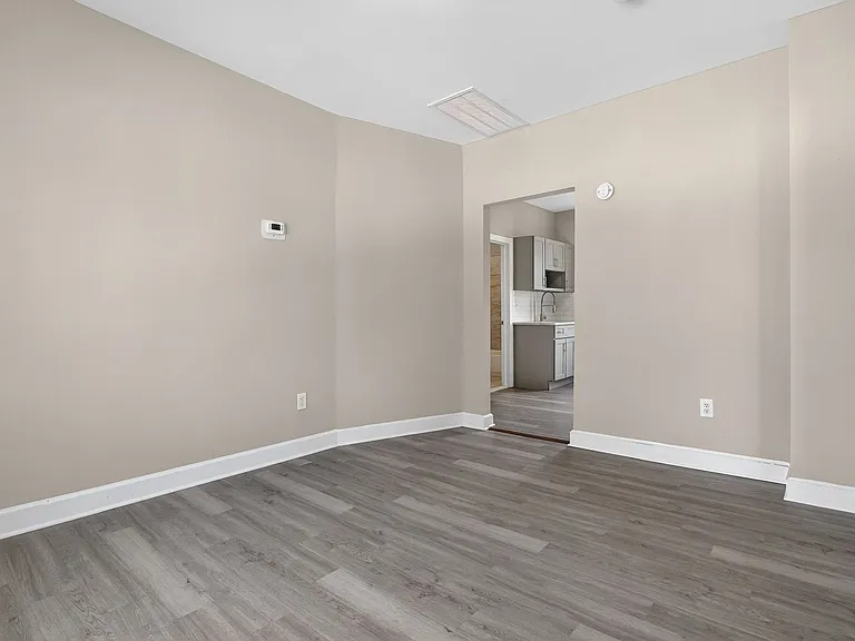 378 Grand St — Photo 22