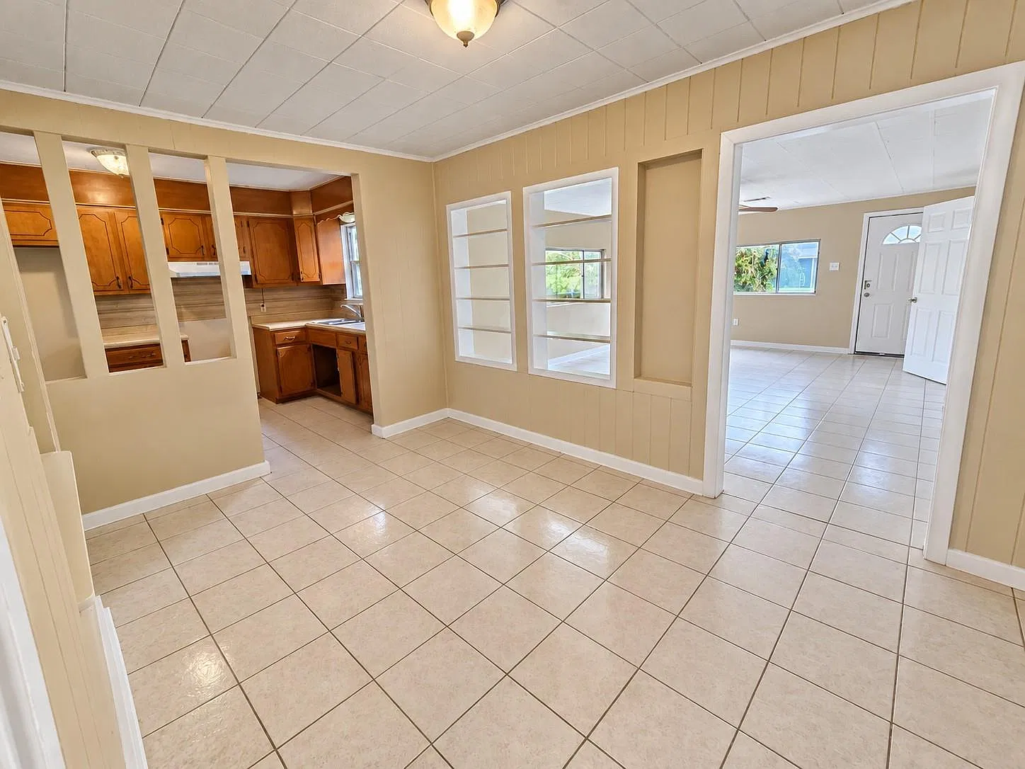 3 bed, 2.0 bath, 1766 sqft, $1,795 — Photo 4