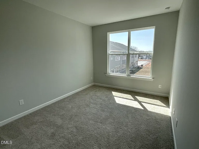 33 Pansy Park — Photo 11
