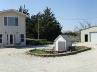 2925 Avenue U, Inman, KS 67546