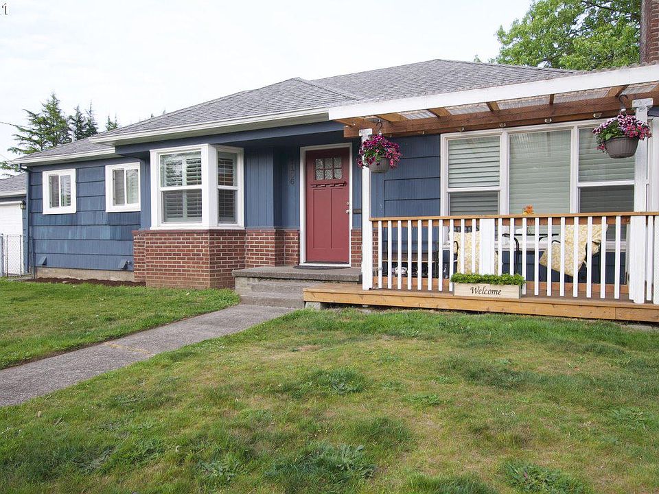 1st image of 1106 NE 114th Ave