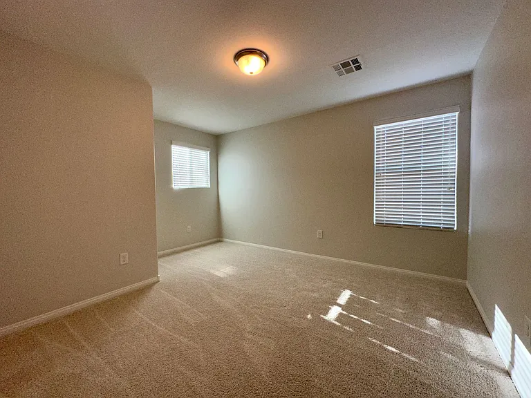 6130 Villa Lante Ave — Photo 11