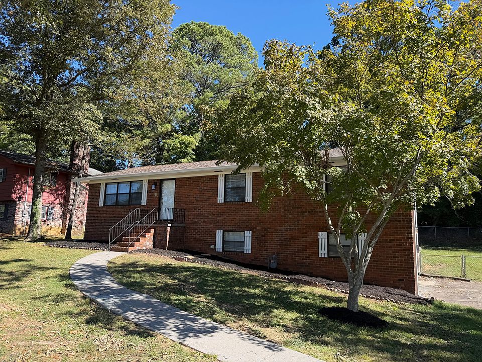 1st image of 3016 Oakland Dr NW