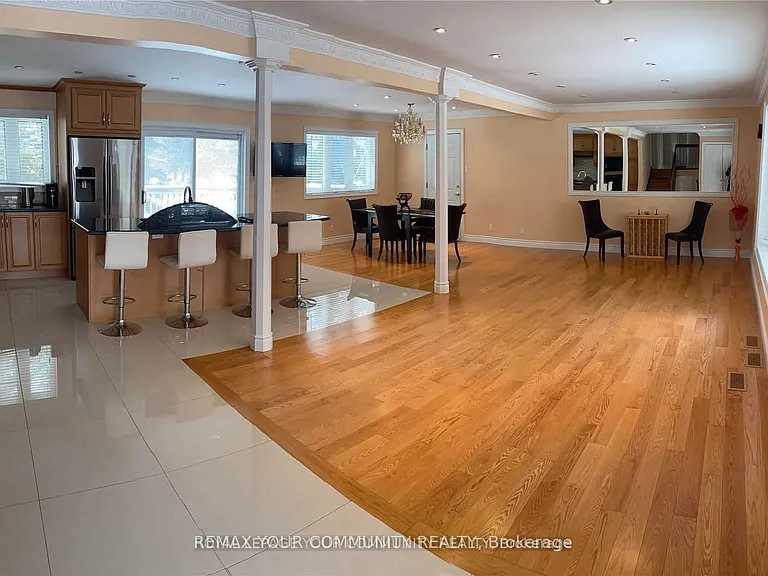 30 Forest Circle Ct — Photo 4