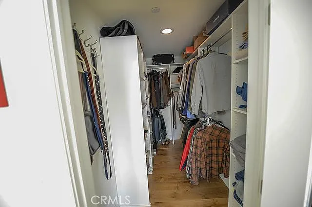 7133 Hawthorn Ave #202 — Photo 10