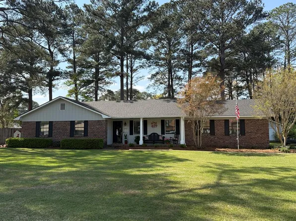 206 Irwinton Dr, Eufaula, AL 36027
