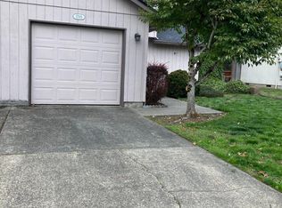 17189 SW Sumac Ct, Beaverton, OR 97007