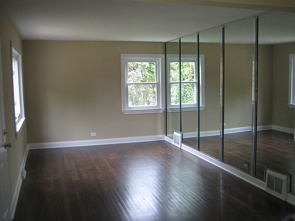 2nd image of 446 Morris Ave