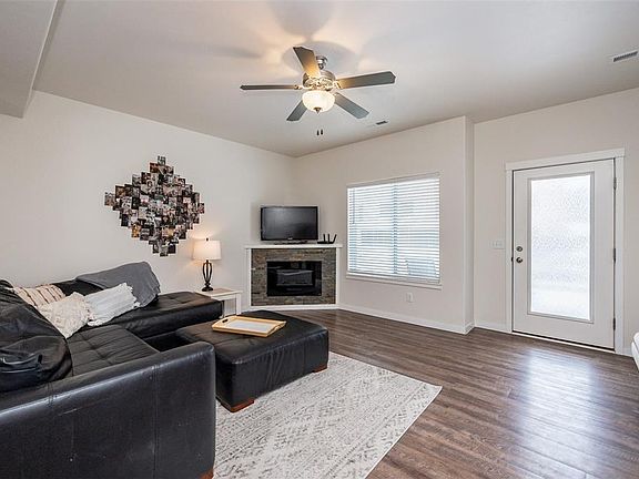 5th image of 1167 Dahnovan Dr
