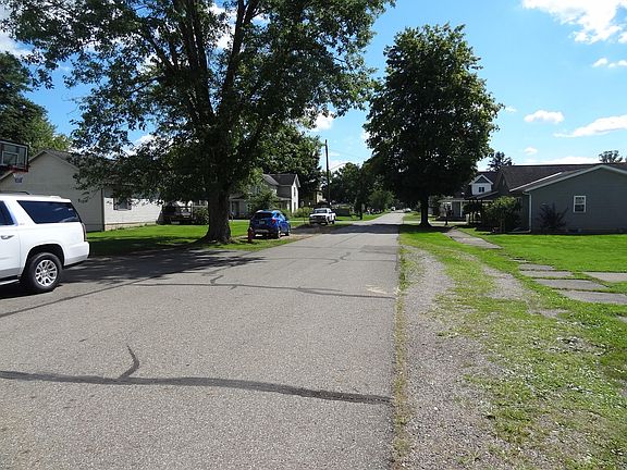 4th image of 12755 2nd Ave