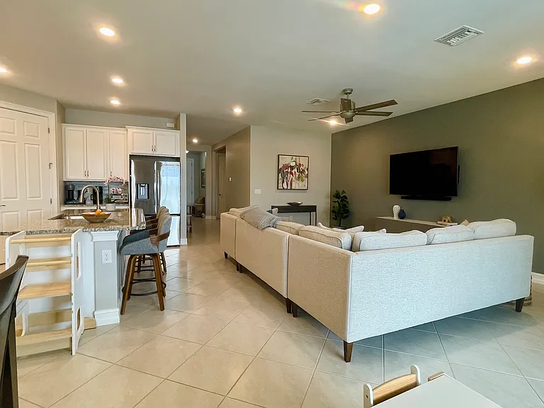 3061 Birchin Ln — Photo 12