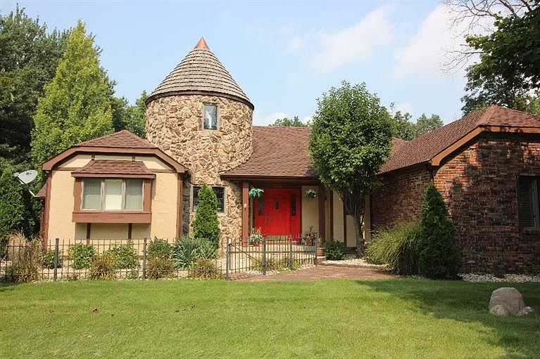 1st image of 3720 W 89th Ct