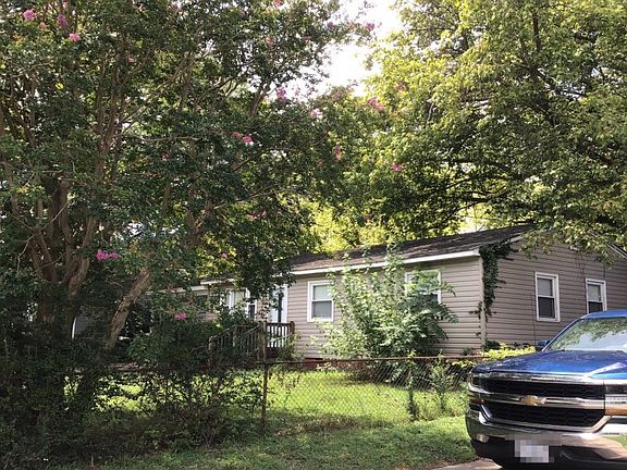 2nd image of 7203 Roanoke Ave