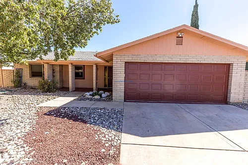 7720 E David Dr Photo 1